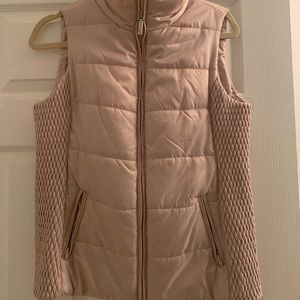 Women’s puff vest